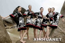 北海模特大赛泳装(中国模特大赛泳装)