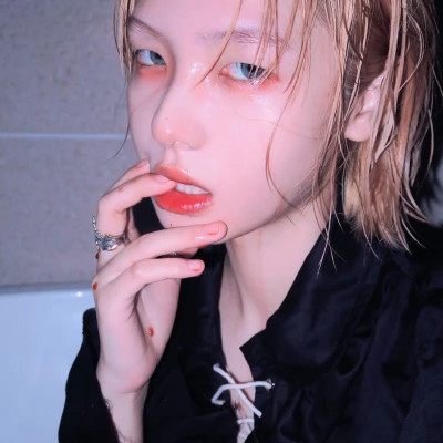 北海伴游女生樱花漫舞的资料