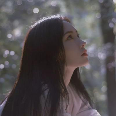 北海伴游女生秦鹿鸣的资料