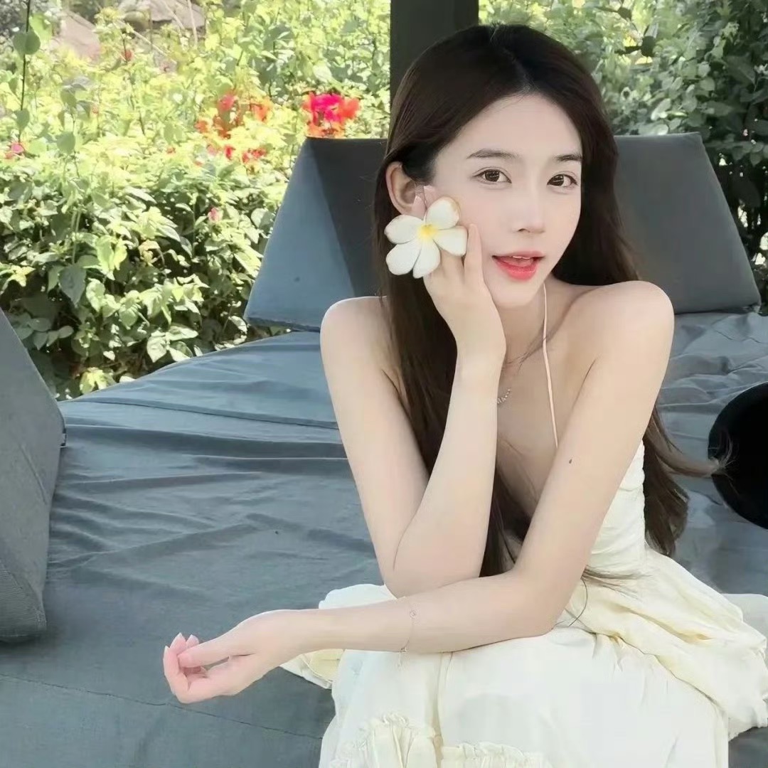 北海伴游女生Claire的资料