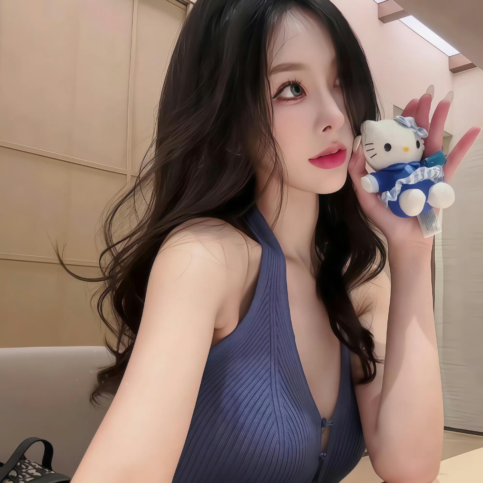 北海伴游女生鹿小婷的资料