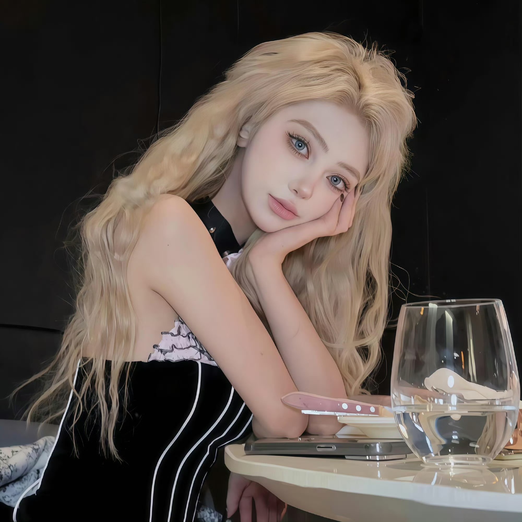 北海伴游女生晨露的资料