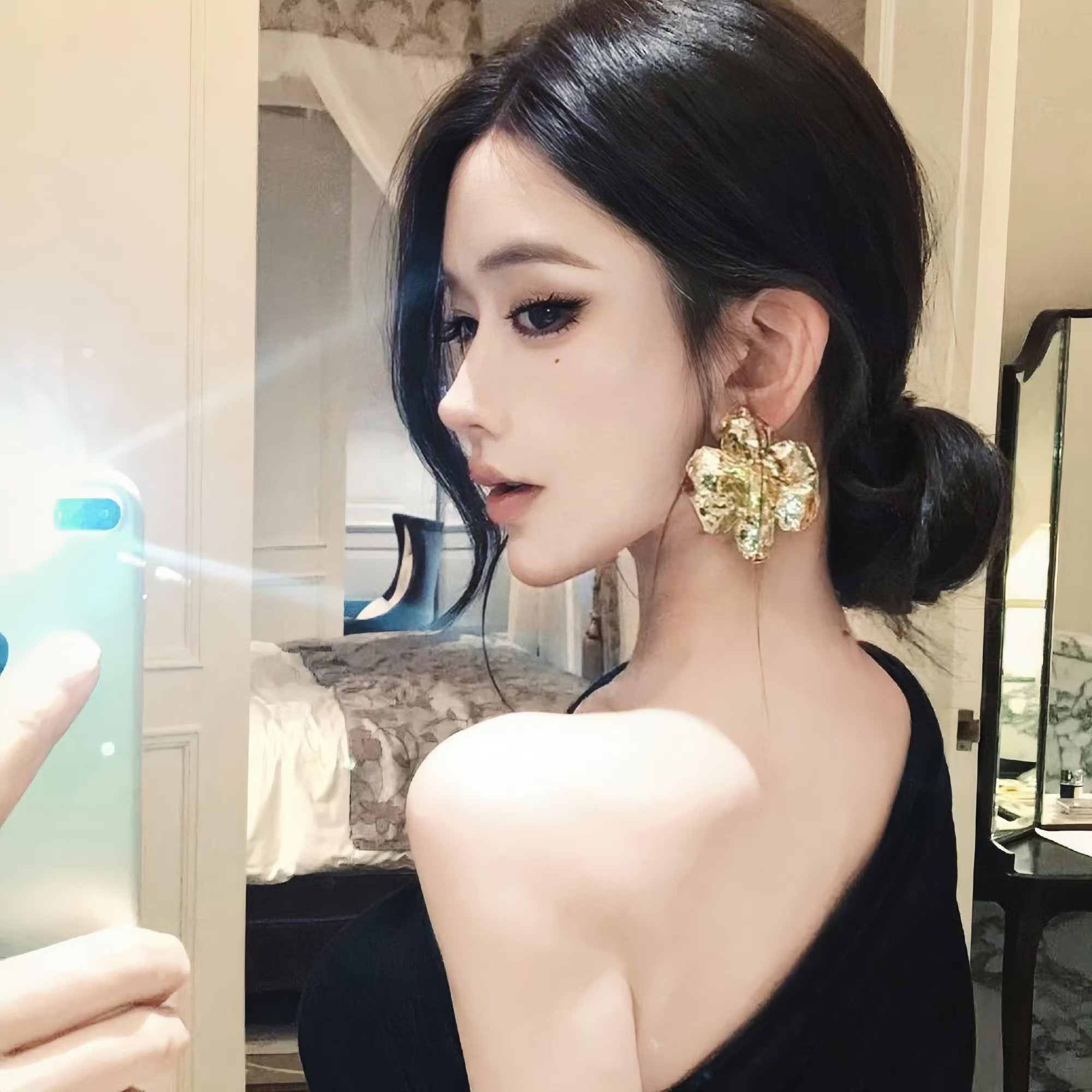 北海伴游女生靖骊萍的资料